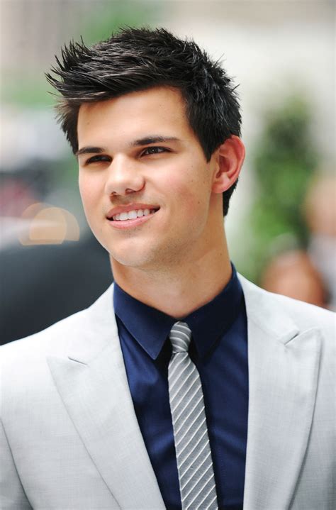 Taylor Lautner Net Worth; How Rich is The American Actor?