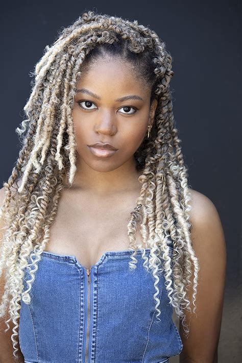 Riele Downs Net Worth; How Rich is the Canadian Actress?