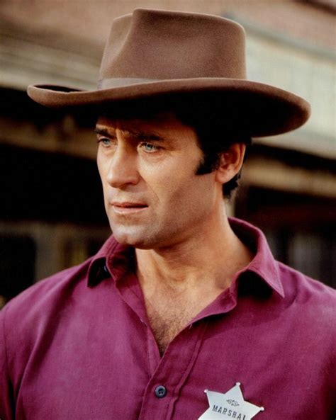 Clint Walker Net Worth; How Rich is Clint Walker?