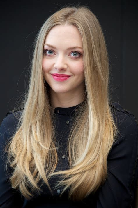 Amanda Seyfried Net Worth; How Rich is Amanda Seyfried?