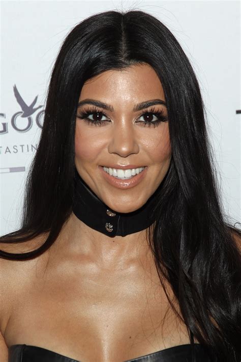 Kourtney Kardashian Net Worth; How Rich is Kourtney Kardashian?