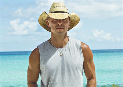 Kenny Chesney Net Worth; How Rich is Kenny Chesney?